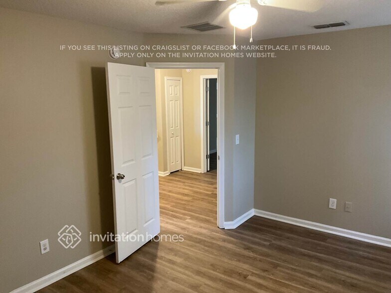 Building Photo - 195 N Aberdeenshire Dr