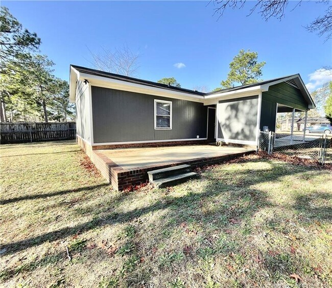 Building Photo - 3617 Metric Dr