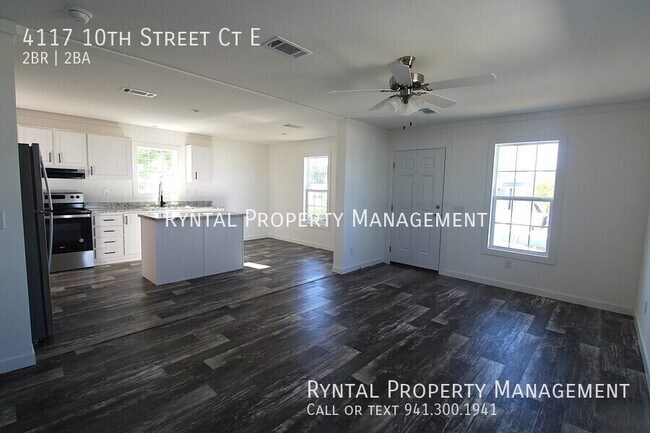 Building Photo - 4117 10th St Ct E