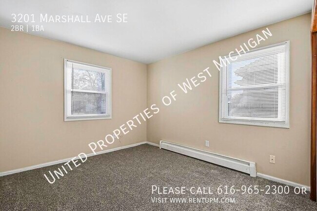 Building Photo - 3201 Marshall Ave SE