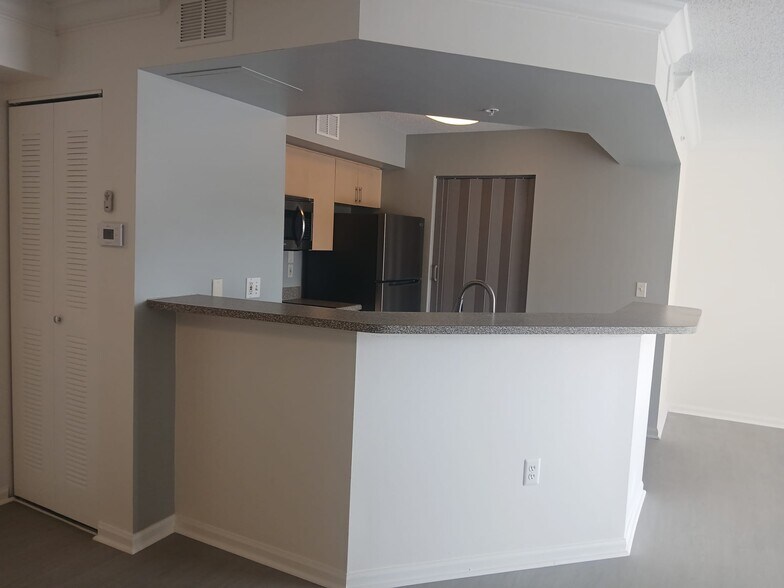 Building Photo - 3635 NW Mediterranean Ln