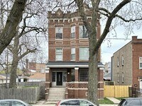 Building Photo - 2537 N Kildare Ave