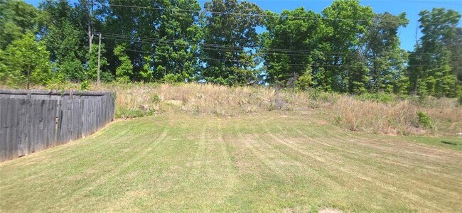 Building Photo - 3325 Ivey Ridge Rd NE