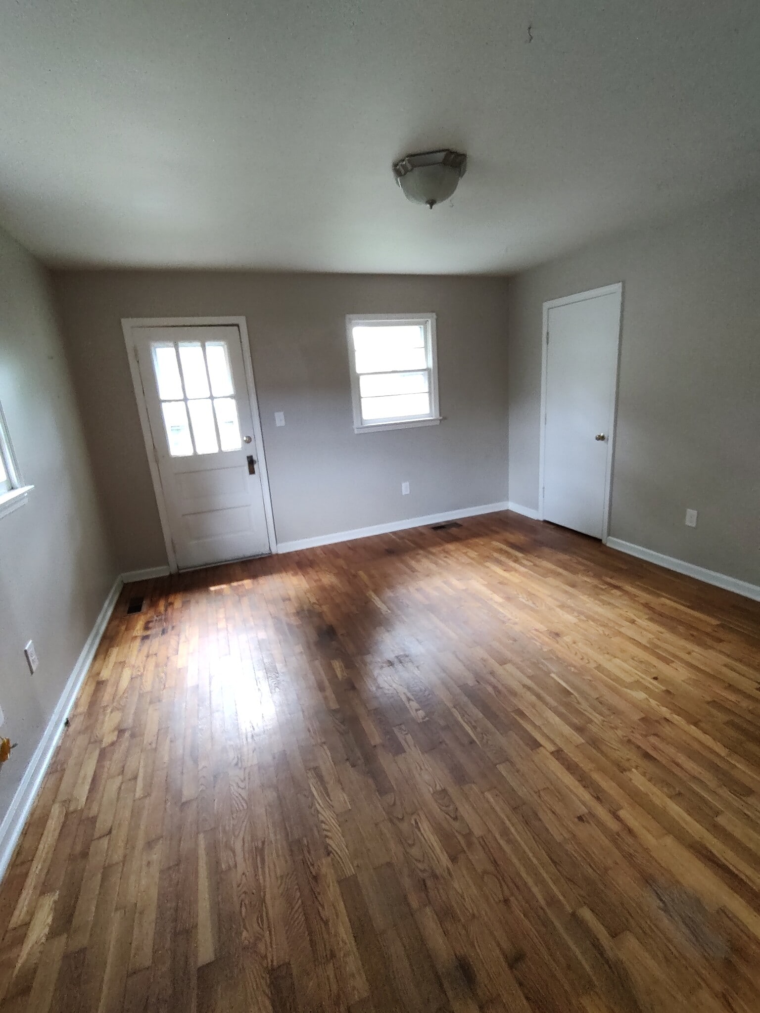 Building Photo - 809 Cline St