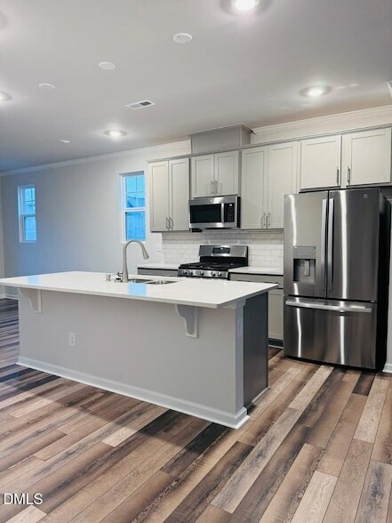 Building Photo - 457 Carolina Spgs Blvd