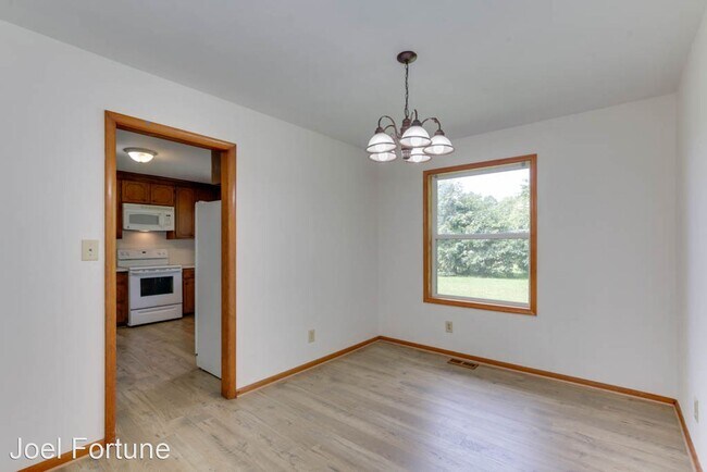 Building Photo - 3 br, 2 bath House - 1461 Todds Lane