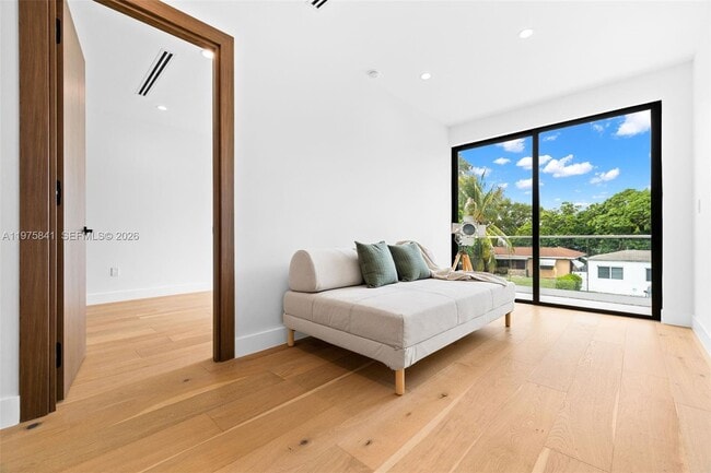 Building Photo - 66 NW 50th St