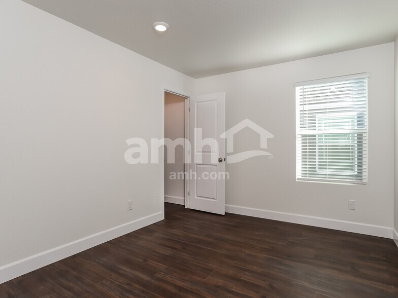 Building Photo - 6525 Enlightenment Dr