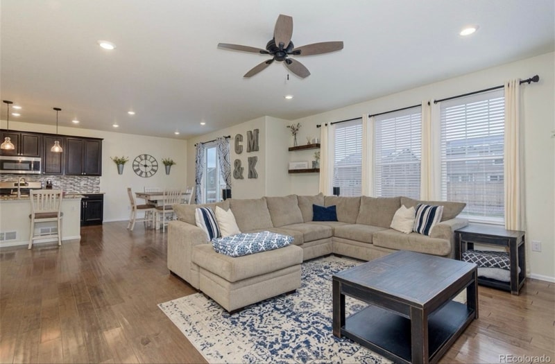 Building Photo - 10474 Evansville St