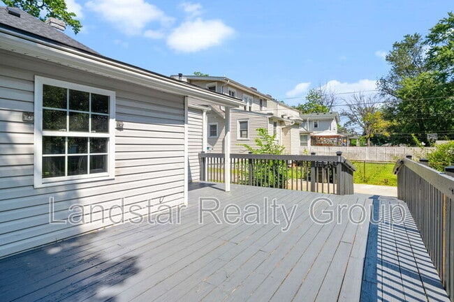 Building Photo - 4013 S 2nd St