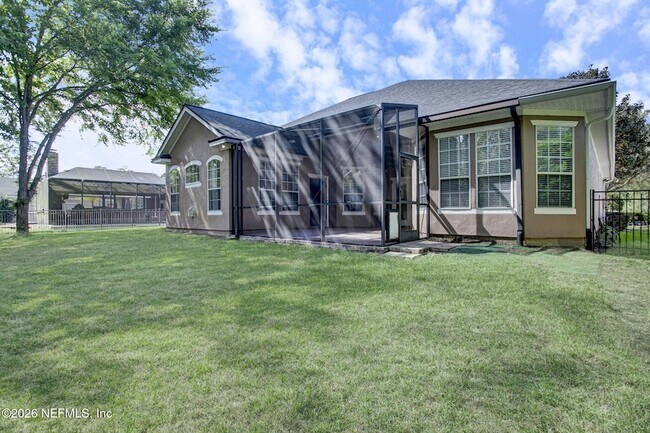 Building Photo - 1837 Forest Glen Way