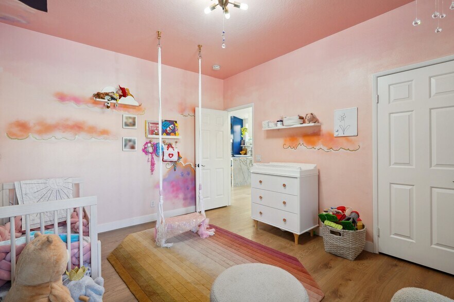 Building Photo - 45138 Shaugnessy Dr
