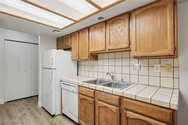 Building Photo - 4151 Gannet Cir