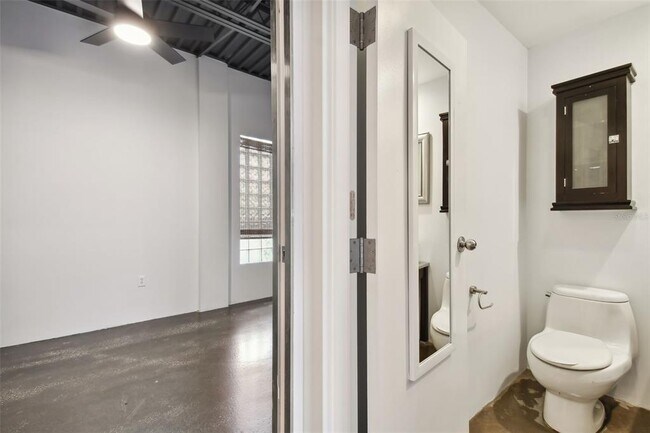 Building Photo - 217 N 12th St