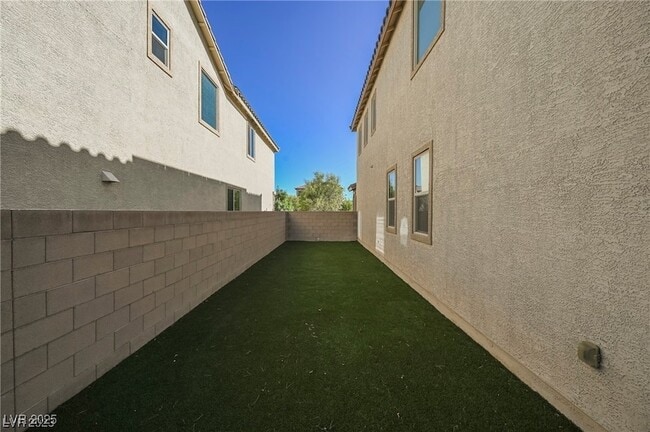 Building Photo - 3392 Satori Ct