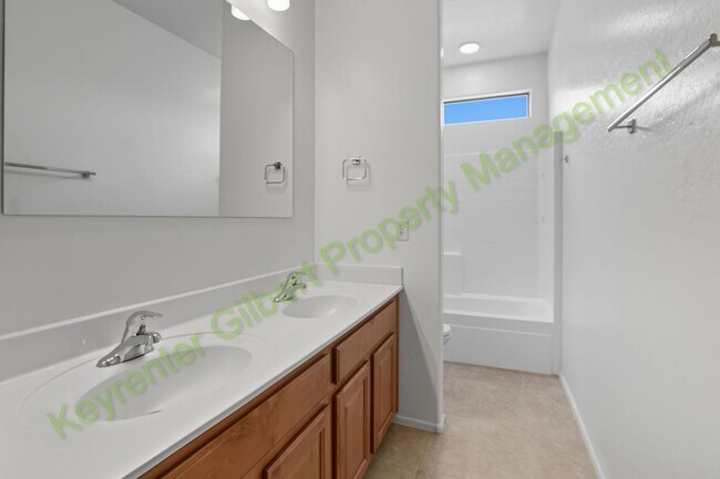 Building Photo - Beautiful 5 bed / 3 bath Home in the San Tan Heights Community of San Tan Valley