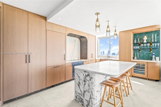 Building Photo - 1330 West Ave