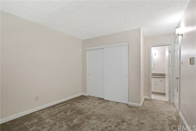 Building Photo - 720 Ridgeway Ln