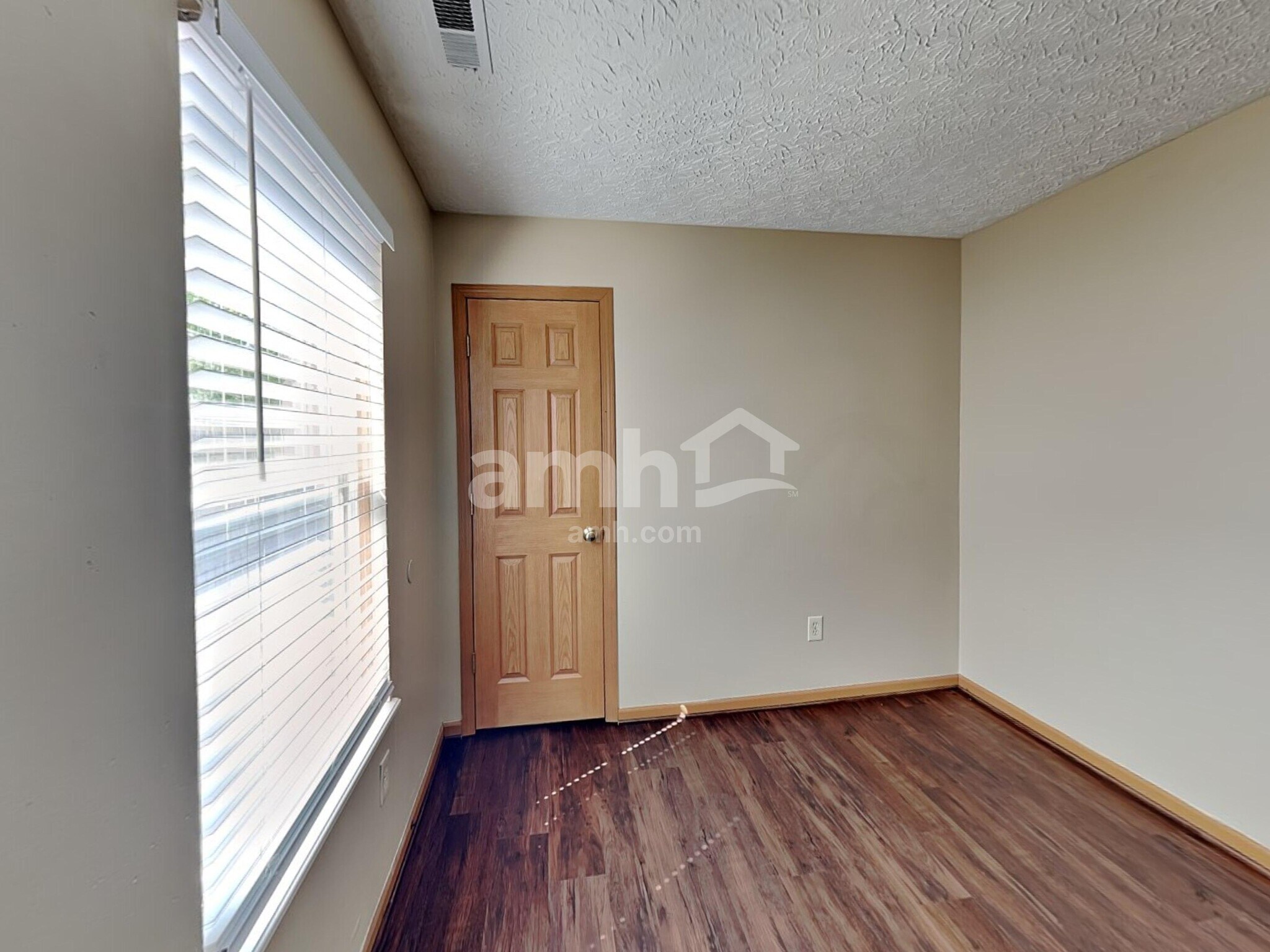 Building Photo - 3156 Hogan Way