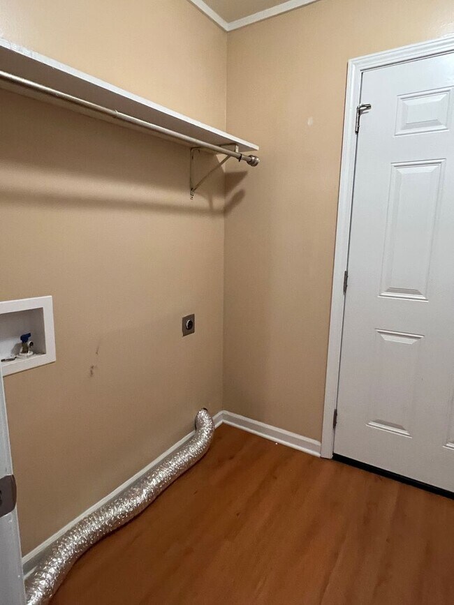 Building Photo - Location! Location! Location!