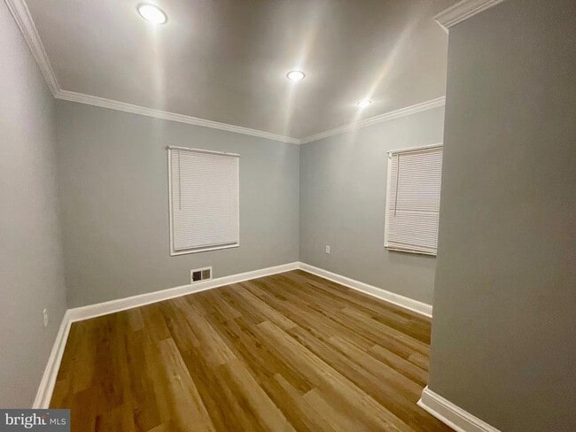 Building Photo - 1517 Rollins Ave