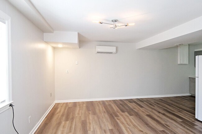 Building Photo - Pet-Friendly Fry's Spring Basement Apartment
