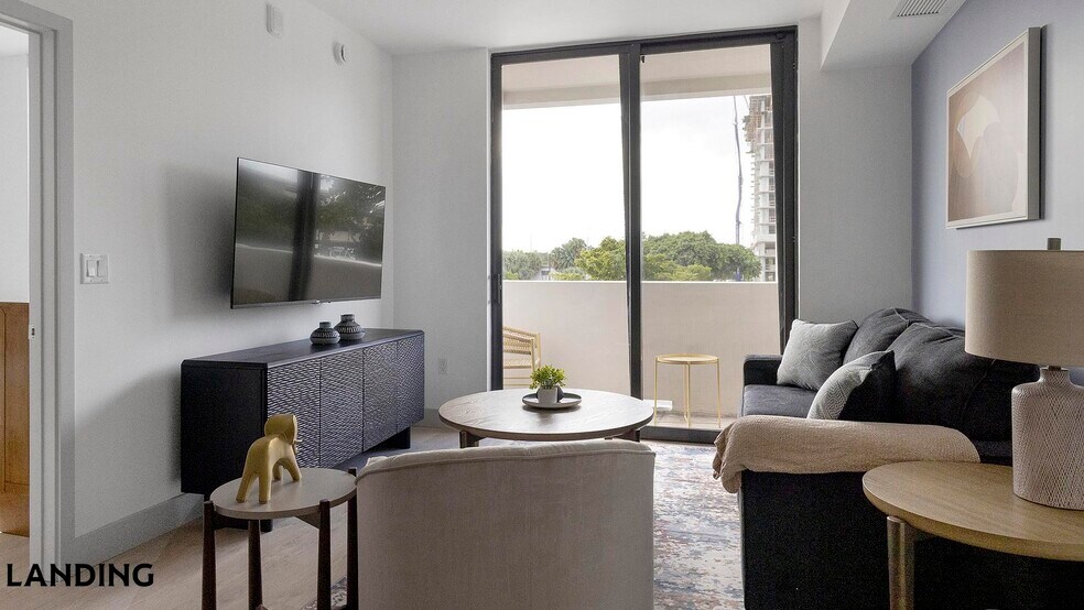 Building Photo - 1155 NE 126th St