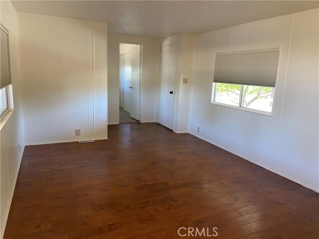 Building Photo - 5450 Almond Dr