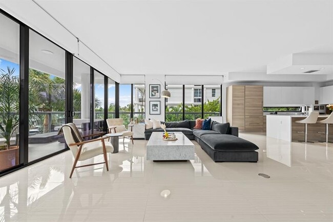 Building Photo - 60 Hendricks Isle