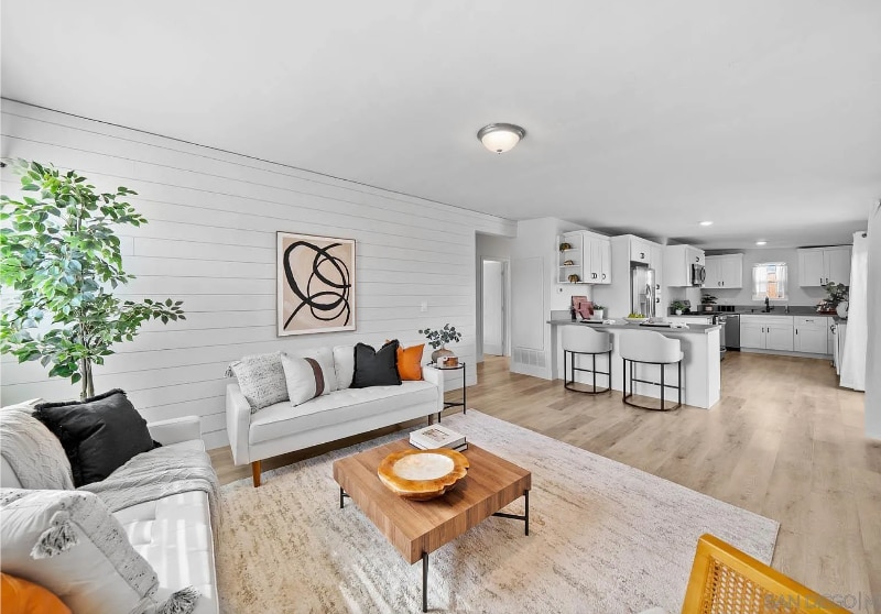 Building Photo - 744 Oneonta Ave