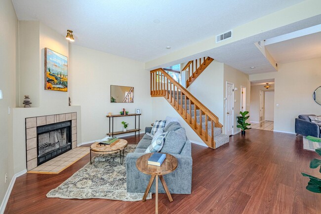 Building Photo - 7725 Pinewood Dr NW