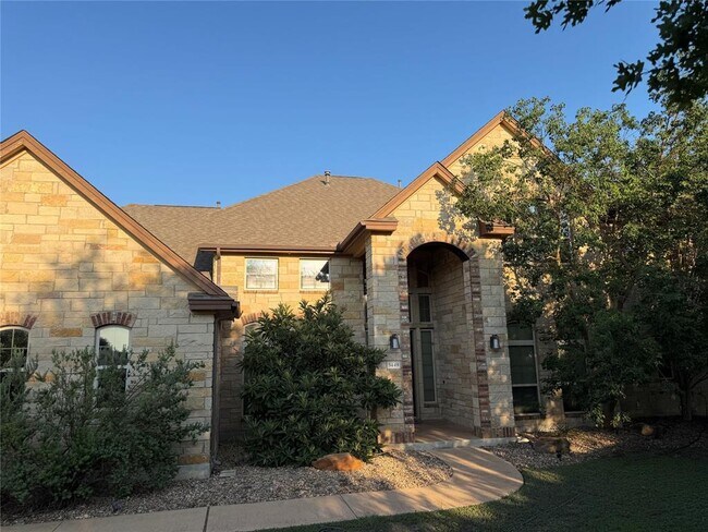 Building Photo - 5449 Diamante Dr