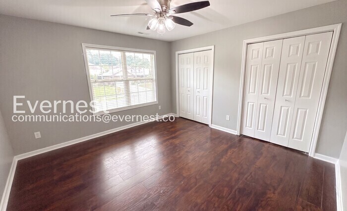 Building Photo - 112 Grey Mare St
