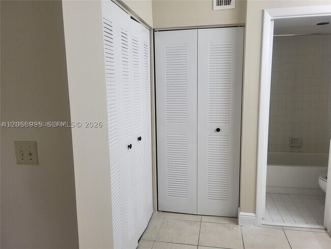 Building Photo - 9843 SW 138th St