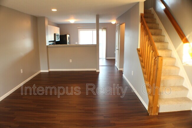 Building Photo - 6522 Crab Apple Dr