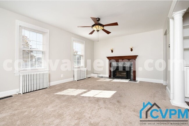 Building Photo - 16 2nd Ave S