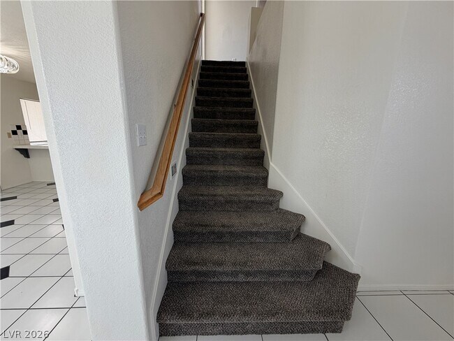 Building Photo - 8089 Kentshire Dr