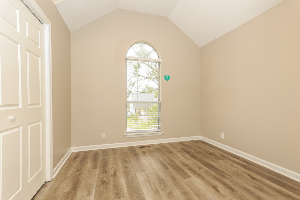 Building Photo - 620 Cadogan Ct