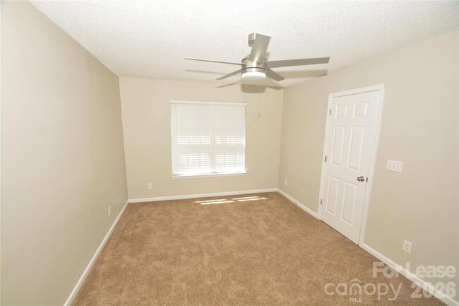 Building Photo - 605 Mountainwater Dr