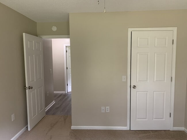 Building Photo - 1816 Beaver Creek Ln