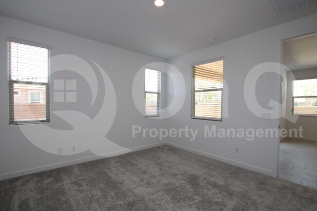 Building Photo - 17161 W Artemisa Ave