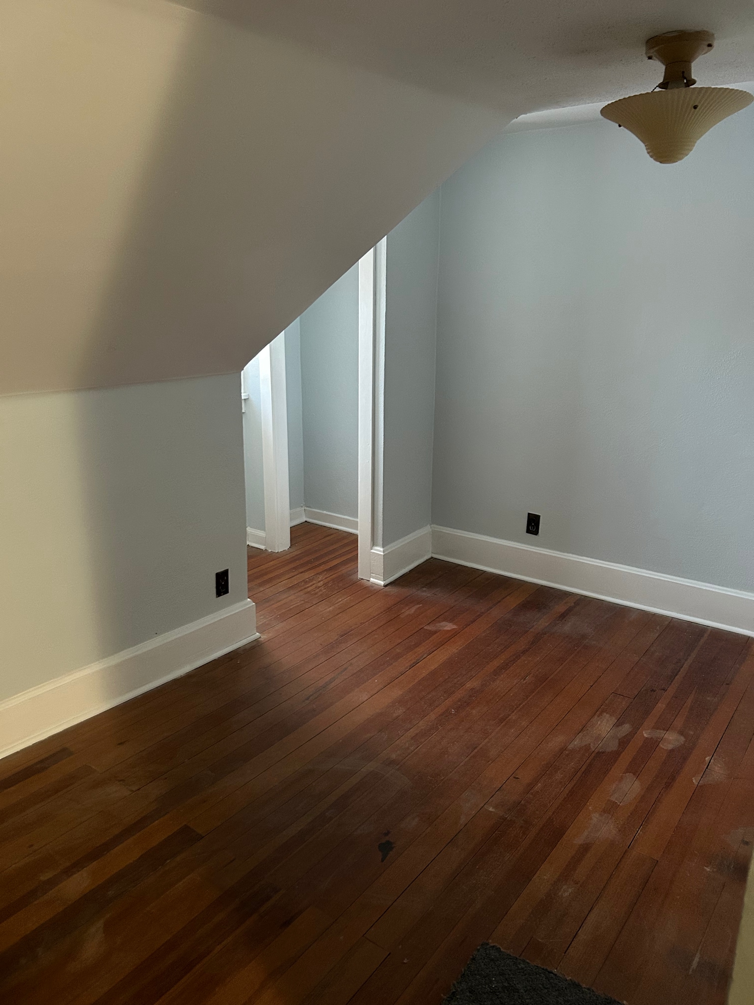 Building Photo - 213 S Wilmoth Ave