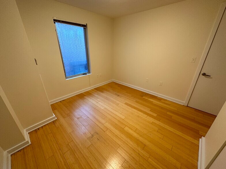 Building Photo - 7 Boylston Sq