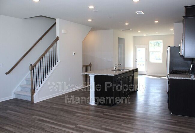 Building Photo - 2715 Chert Ln