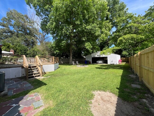 Building Photo - Mid - Century Modern Dream!   WILLOW TERRACE