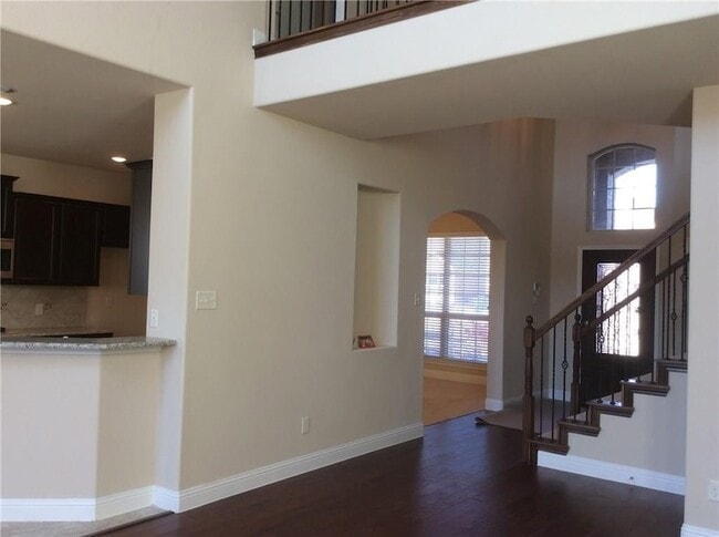 Building Photo - 10309 Hidden Haven Dr