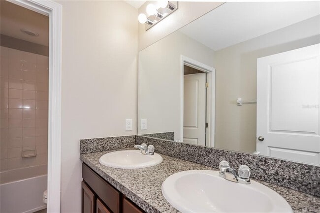 Building Photo - 10254 Carloway Hills Dr