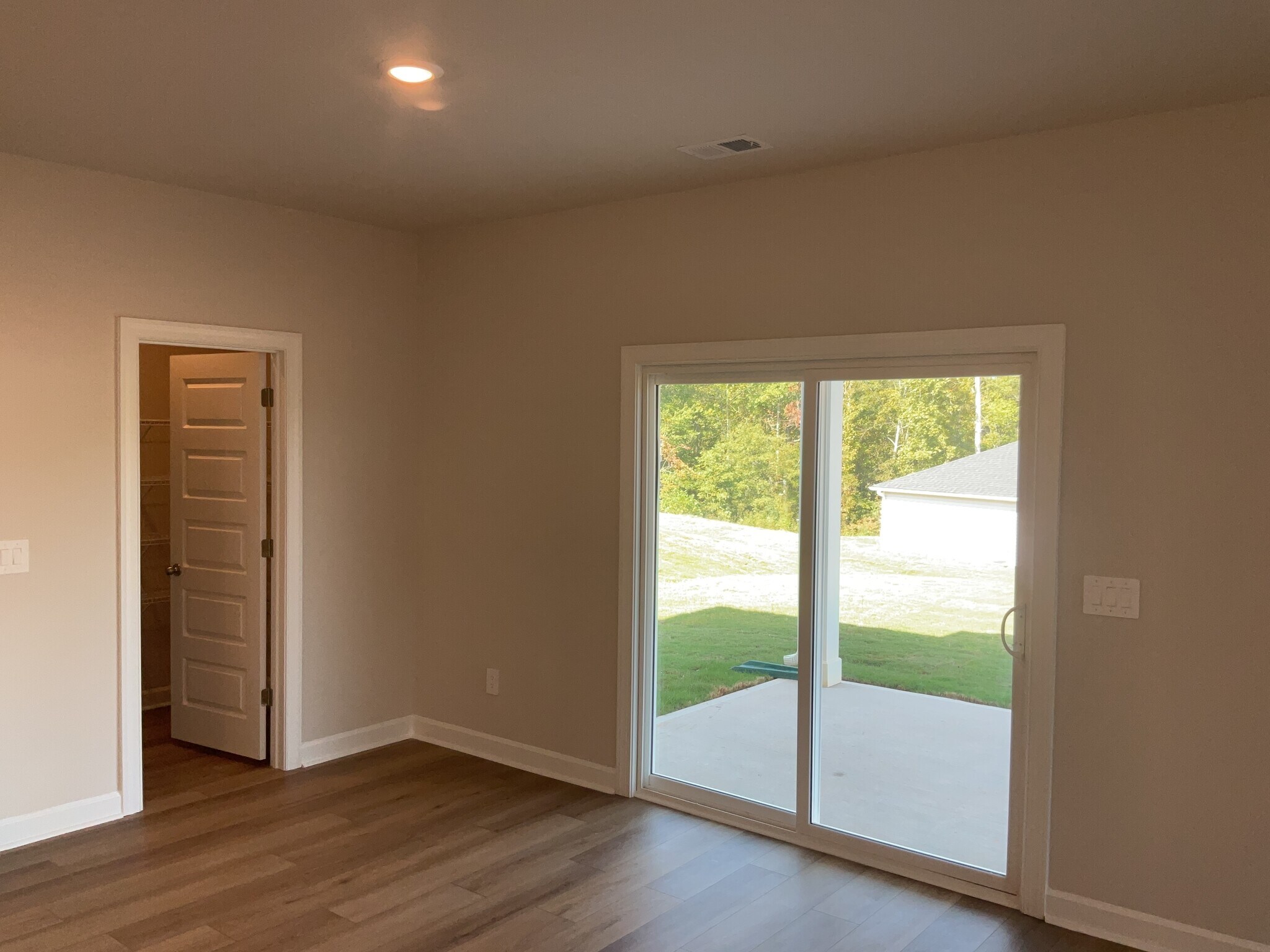 Building Photo - 307 Granby Trl
