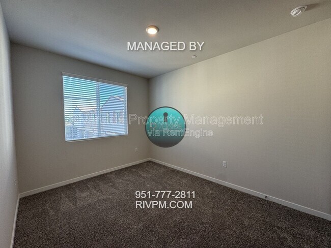 Building Photo - 9154 Teralina Cir