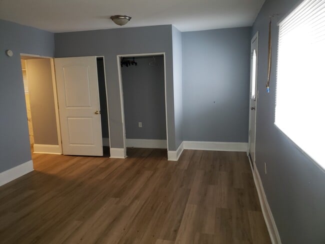Master Bedroom - 1007 6th Ave
